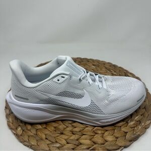 NIKE Pegasus 41 Running Shoes White Metallic Silver Size 10 Women's